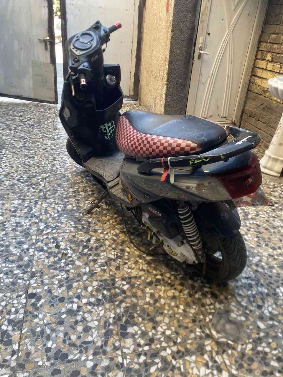 السلام عليكم سكنس فحل دراجه فول كهربائيات مكينه خير من الله مره وحده مفتوحه مبدل زنجيل ورواصط دراجه تركته شهر كامل ولاحاولت عليه ولا شغلت ولا طخيته عارضه للبيع عل وكفته ب٣٢٥ وبيه مجال عنواني زعفرانيه لتواصل ***********
