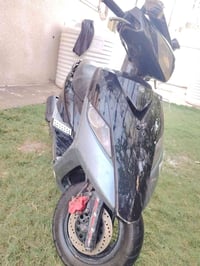 ماكس ثعلب البيع وياهة كفرات لون مارواني ماشادهن سعر 400 وبيها مجال شرا...