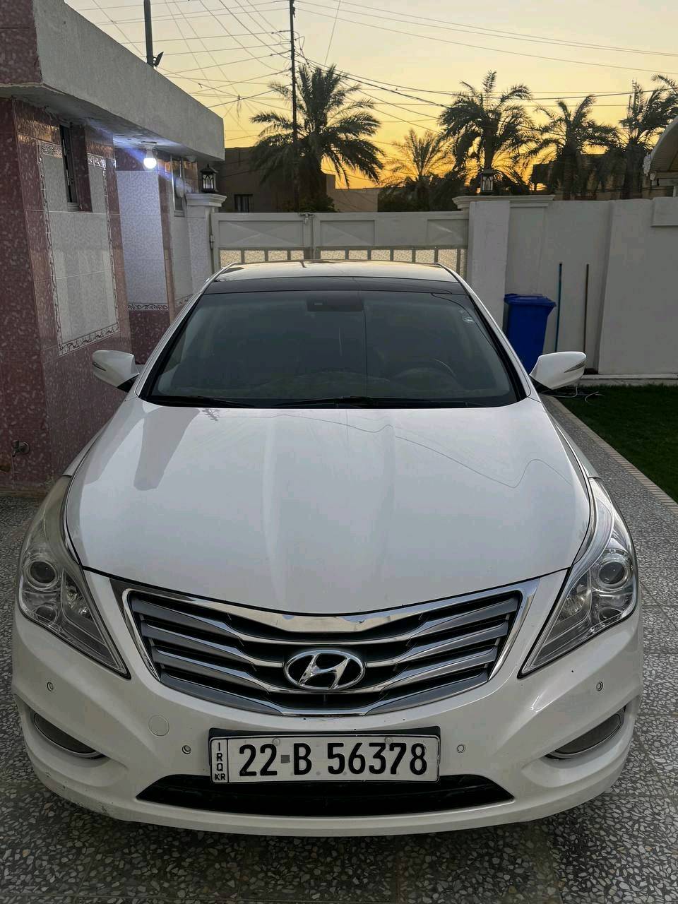 سلام عليكم 
ازيرا 2013 خليجي vip فول مواصفات 1/1 للبيع فقط
مكينه 6 سلندر 3000 
رقم اربيل 
السياره بيهة جم قطعه صبغ وشويه بارد 
المواصفات: 
بنوراما
كشنات جلد 
خزن ميموري 
تدفئه وتبريد كشن 
ومساج للسائق 
مري شفط 
اشاير بالمري
منظومه زنون 
حساسات اماميه وخلفيه 
كاميرا خلفيه 
مدخل  USB + AUX
بصمه تشغيل
تحكم ستيرن 
تحكم اضائه داخليه 
زراكات للماصدات
تخم تاير جديد
منظومه تبريد جديده 
بردات ابواب وبرده خلفيه 
سياره بعد بيهة هواي مواصفات 
جاهزة للاخير من مواصفات وكير وتبريد ثلج بس مكينه مفتوح رقم شمالي اربيل سياره باسمي سياره كلش حلوه ومابيهة نقص اسويلها ادامه بين فتره وفتره 
السعر 127 وبيهة مجال بسيط 
للاستفسار ***********
مكاني بابل الحله