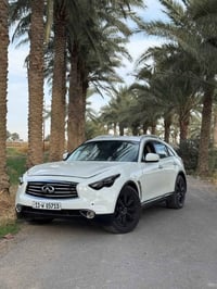 بيع مستعجل انفنتي fx35 موديل 2011   لون ابيض صدفي مصبوغة حزام   حادث غ...