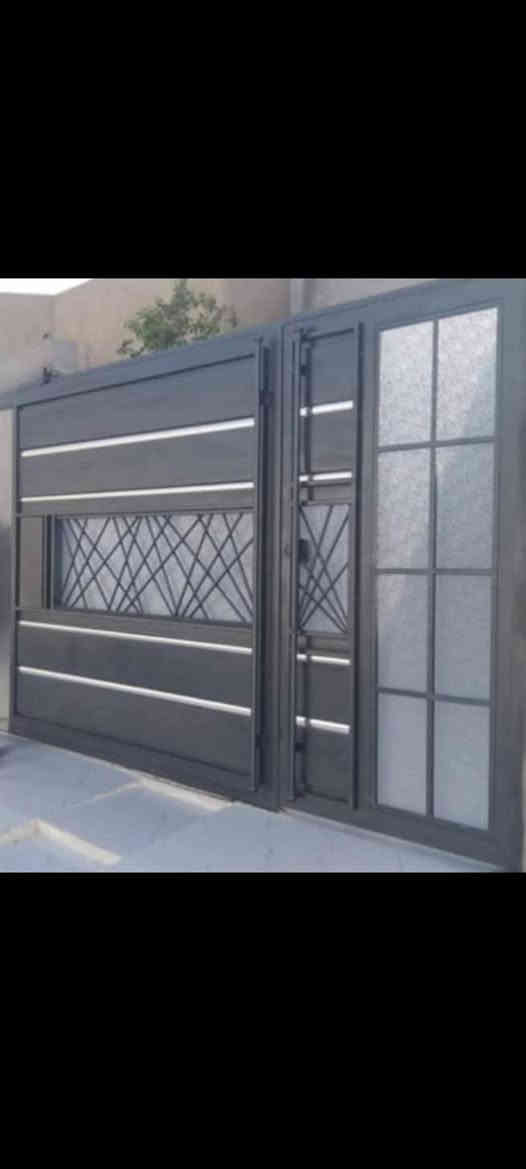 سلام عليكم اخوكم حداد متنقل وشغلي هندسي ودرجة أولى بيبان وشبابيك وسقيف كسبان وسندويج  وكفت لعمال اتصل وتدلل ***********
