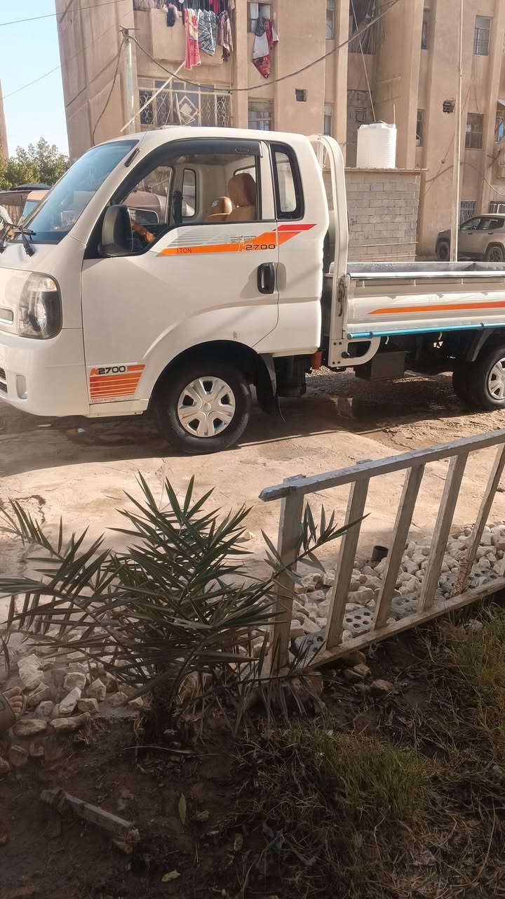 السلام عليكم
كيه موديل15 واسط نكليزي 
كفاله مكينه كير اكسل
السياره بسمي ثاني يوم احوالك
العنوان بابل الاسكندريه 
موبايل***********
السعر112
