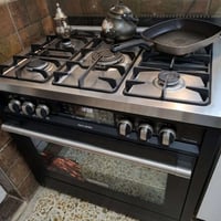 طباخ مستعمل • شهر • نوعية معروفة