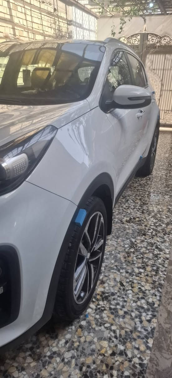 سبورتج موديل 21
مكفوله كفاله عامه
هز وسنويه البارحه كملته جديد
حجم المكينه الفين
موصفاته بنرامه جنطه كهرباء مري شفط كشن كهرباء 
مكانه بغداد مدينه الصدر
سعره ٢٢٥
رقم هاتف ***********
