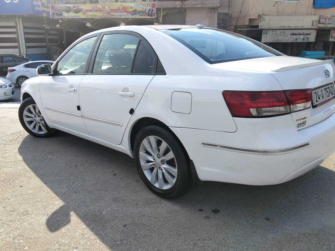 سلام عليكم سوناته للبيع مديل 2010 لون ابيض مصبوغه عام جماليه مال تكشير شرط بدون ضرر كير مكينه شرط حجم المحرك 2000 خط واحد قطاره مال بانزين رقم مسطره جيد دهوك سمويه ل 30 مكان السياره موصل الايمن *********** السعر 98
