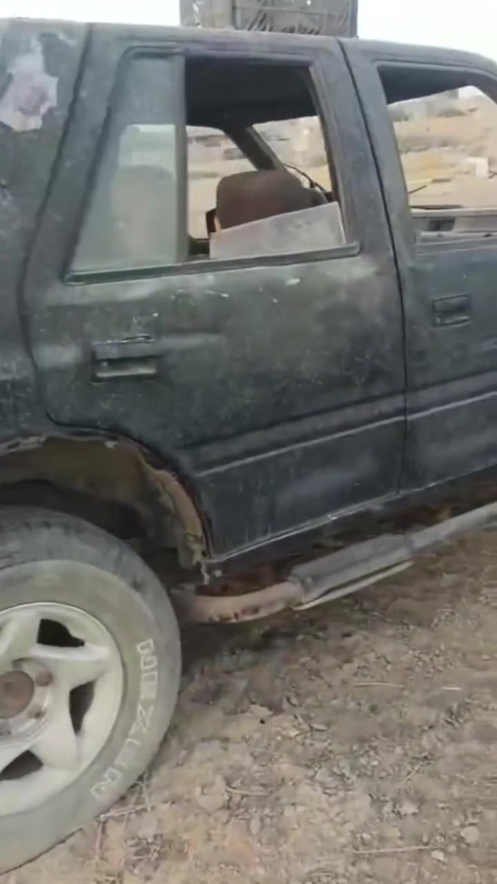 السلام عليكم
ازوزه للبيع سياره متروكه كير محرك بيهه بس متروكه سياره حديده سعره 5ورقات بيهه مجال *********** المان الخالديه
