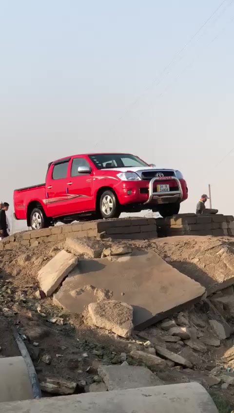 السلام عليكم سياره البيع فلونزا موديل 2009 فول كير عادي رقم انكليزي تحويل ثاني يوم مكينه لاتنقيص ولاتبخير حداديه تايرات جاهزه دوشه جاهزه من كلشي السعر 145وبيه مجال مكاني بصره الدير رقم الهاتف ***********
