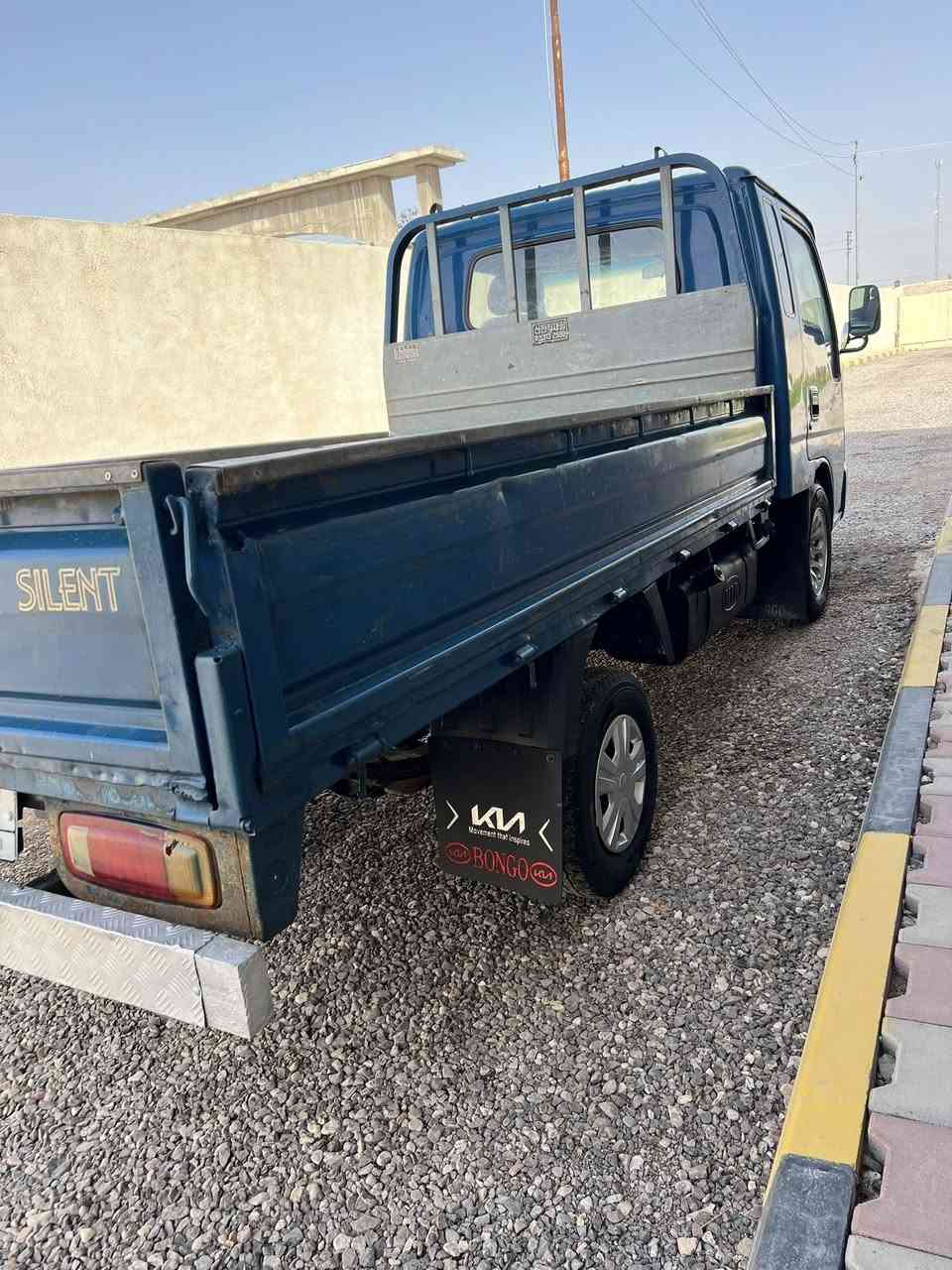 سلام عليكم كيه أم أعيون 2004رقم بصره سنويه لل 28  مكينه كرنفان وكير جدد بيه مكانات صبغ مكفول من الضربه سياره جاهزه من كلشي تخم تايرات جدد
السعر ٧٧ بيه مجال بسيط   مكاني البصره 
اتصل ***********.  بس الشراي ينتصل بيع فقط
