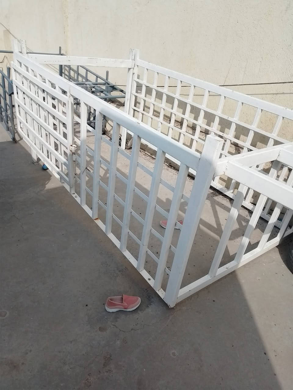 السلام عليكم محجر للبيع فحل ثقيل درجه اولى مكان بغداد رقم الهاتف ***********
