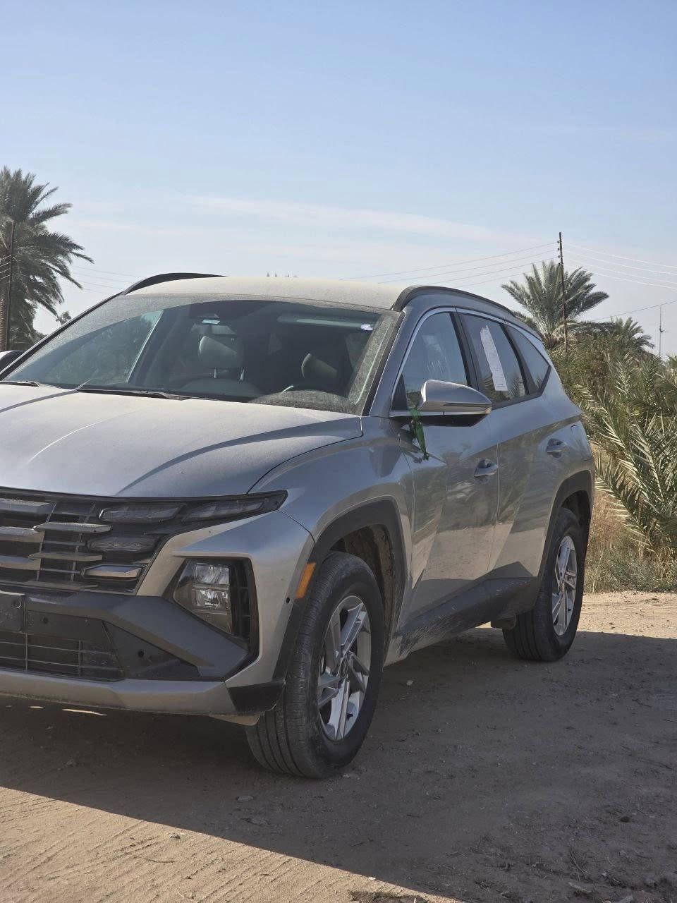 السلام عليكم
توسان موديل 25 دخول جديد بدون رقم 
السياره بحاله الوكاله جديده ماشيه 3000 فقط 
فئة SEL حادثه خشم البنيد صبغ وبدايه الجاملغ بارد الباقي كفاله عامه بدون تبديل بدون لغود وشواصي كفاله عامه 
مواصفات السياره شاشه متصله كار بلي تشغيل عن بعد تشغيل بصمه دخول ذكي ترحيب عند الاقتراب مودات قياده أشاير بالمري داخل ابيض واسودّ كراسي تدفئه كهرباء تبريد منفصل+قطعتين رادارات خلفيه جانبيه وامامي قياده ذاتيه 
 كير تعليك   دفع رباعي ذكي بعد بيه مواصفات السياره 
السياره جديده دخول جديد  وماشيه قليل كلش حلوه السياره وارد كندي 
مكاني بابل الحله ***********  
السعر 205 وبيها مجال للطيبين ماكو هيج سعر بيهج نظافه ومواصفات بالخير ع الياخذها
