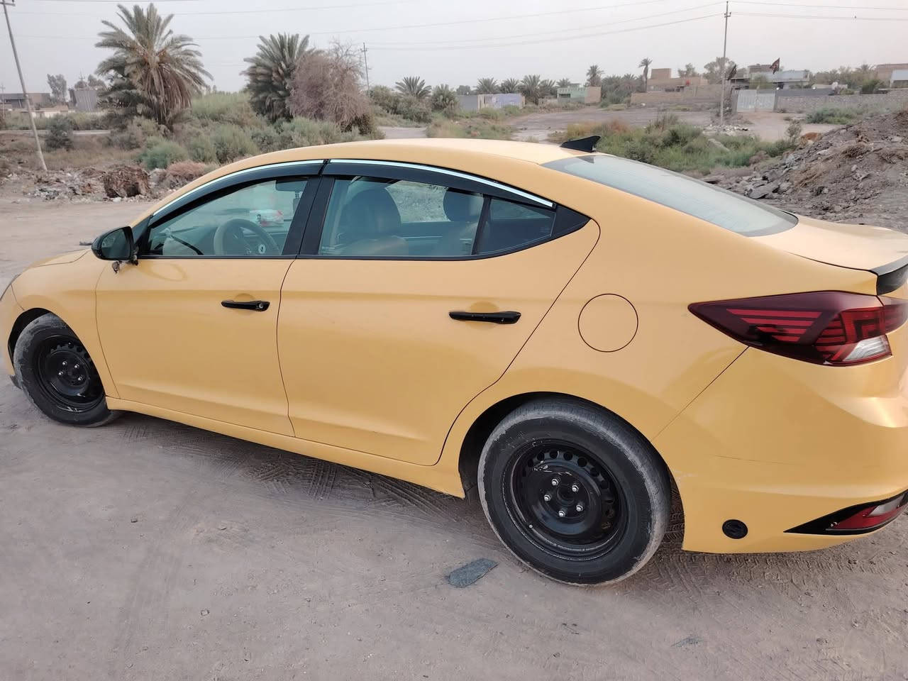 النترا 2019 امريكي حادث بنيد فقط مبدل بدون دواخل غاز بانزين رقم دولي انكليزي بغداد مصفرة هيئة وغرامة جاهزة من كلشي المكينة مفتوحة اريد مراوس النترا 2016 او 2015 اذا بيع رايدهة 130 رقم التليفون ***********
