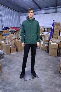 ملابس • مع التوصيل