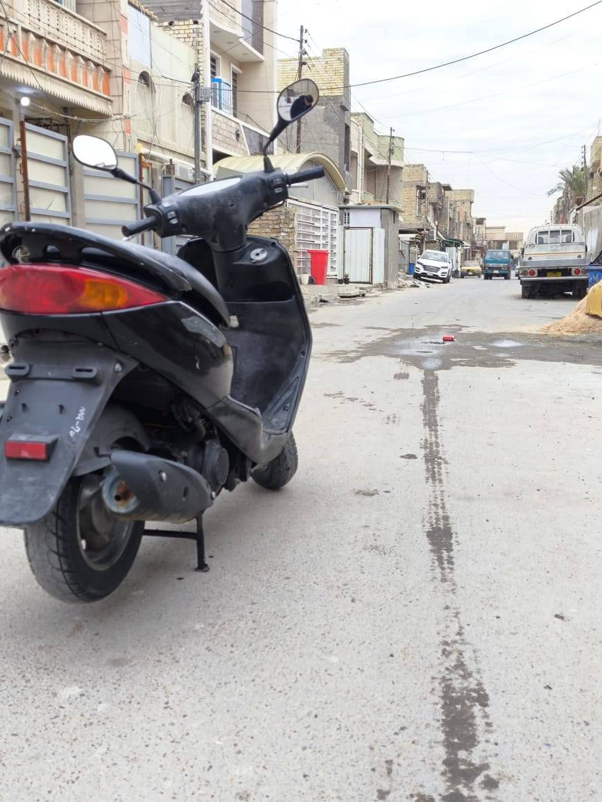 دراجة بريز رمبة مكفولة كاملة
كهربائيات كاملة 
تايرات جدد 
كفرات اصلية ختم واحد 
مكينة ما مفتوحة
فقط اكو صوت بالكلج الامامي 
سعرها ب480 وبيها مجال 
مكاني بغداد الشعب يم محطة سما بغداد 
رقم الهاتف ***********
