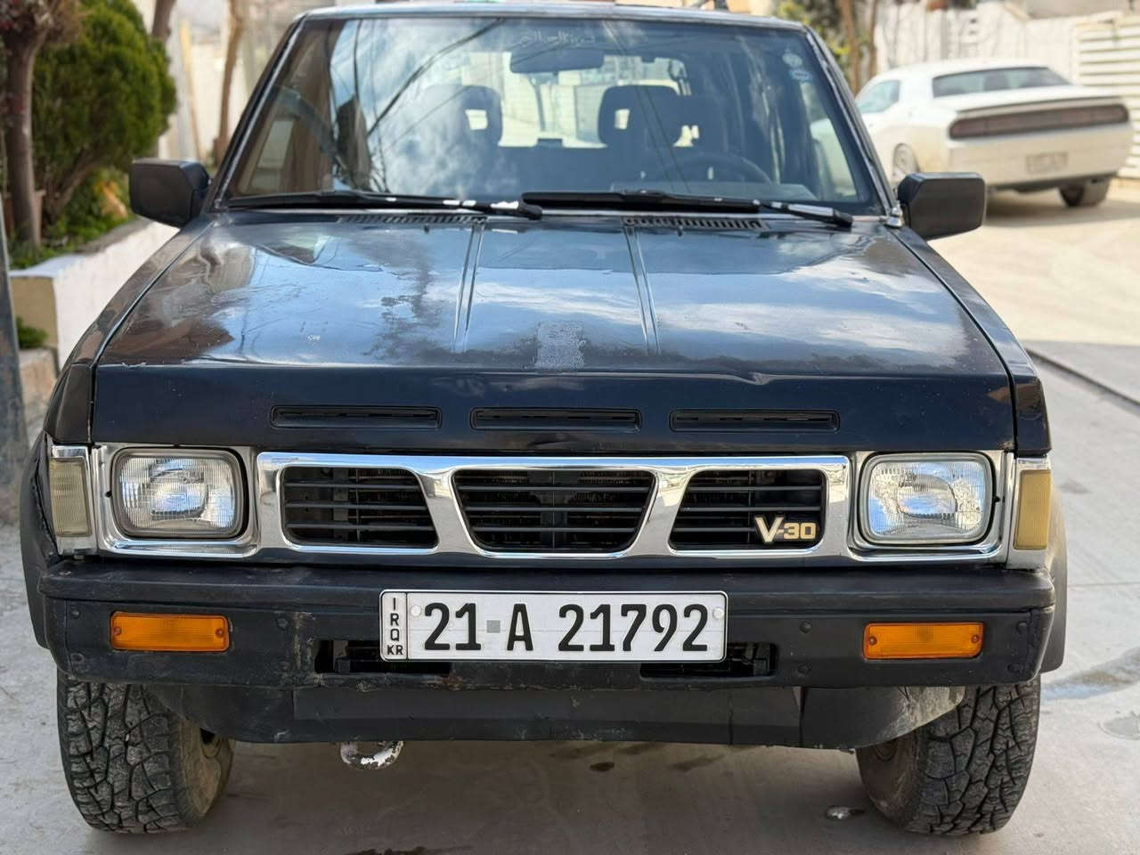 نيسان موديل ۹۰ محرك بلادي ٦سلندر كير عادي لوك كير شغال بيه صبغ قطعتين بدون دواخل شرط التحويل مكان سعر ٤۰ مكان سليمانية  ***********
