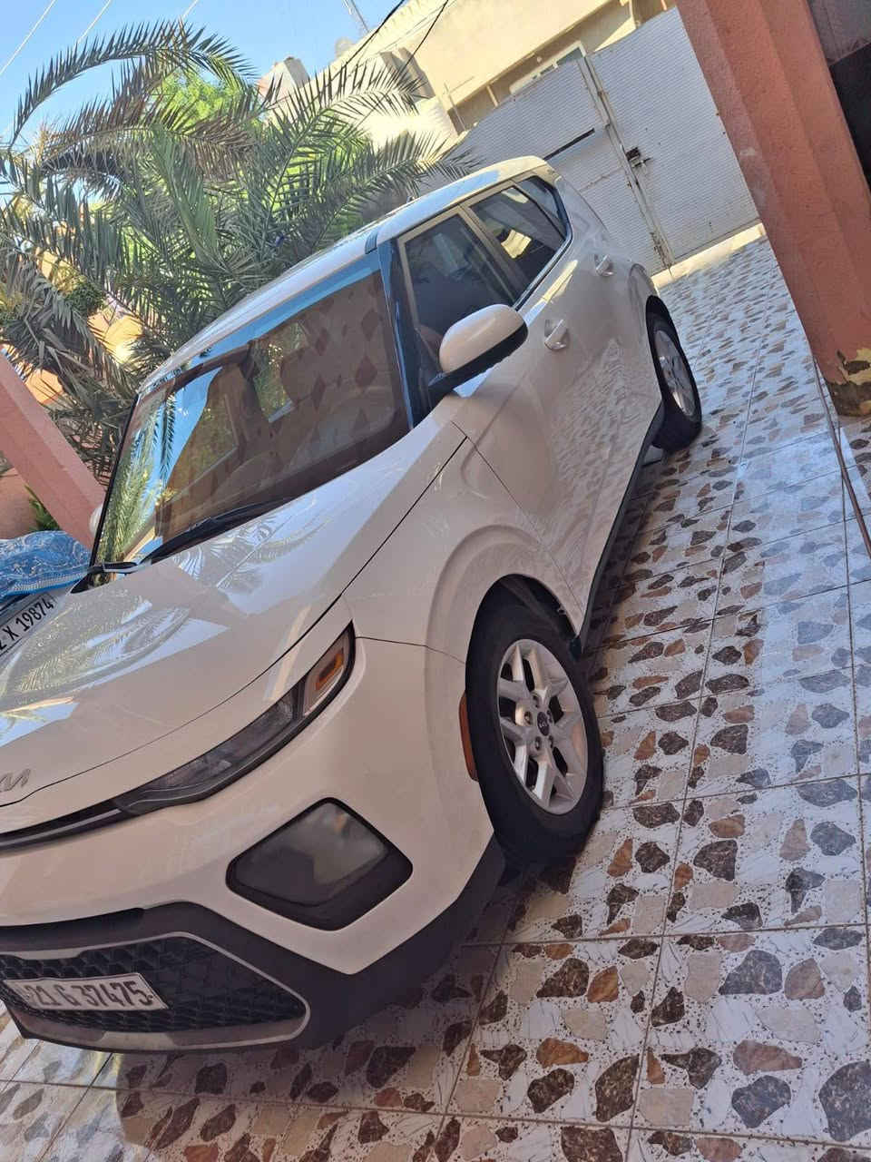 السلام عليكم كيا صول موديل 22 محرك 2000 دوش مكفول من الفتح كير شرط ما مفتوح بلادي ماشيه 79 حقيقي فول عدا الفتحه شاشه جبيره رادار أمامي وجانبي تحديد مسار تحكم فول ويل كروم بلادي السيارة بحاله ممتازه ضرر جامرلغ جهة السكن وحافة البنيد بدون دواخل سونار مرفق مع الصور سنويه جديده السعر التواصل على رقم الهاتف ***********  مكاني بعقوبه تقاطع القدس تحياتي للجميع
