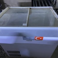 اغراض كوفي استعمال قليل للبيع مكاني بغداد الكرخ اتصال واتساب 077165128...