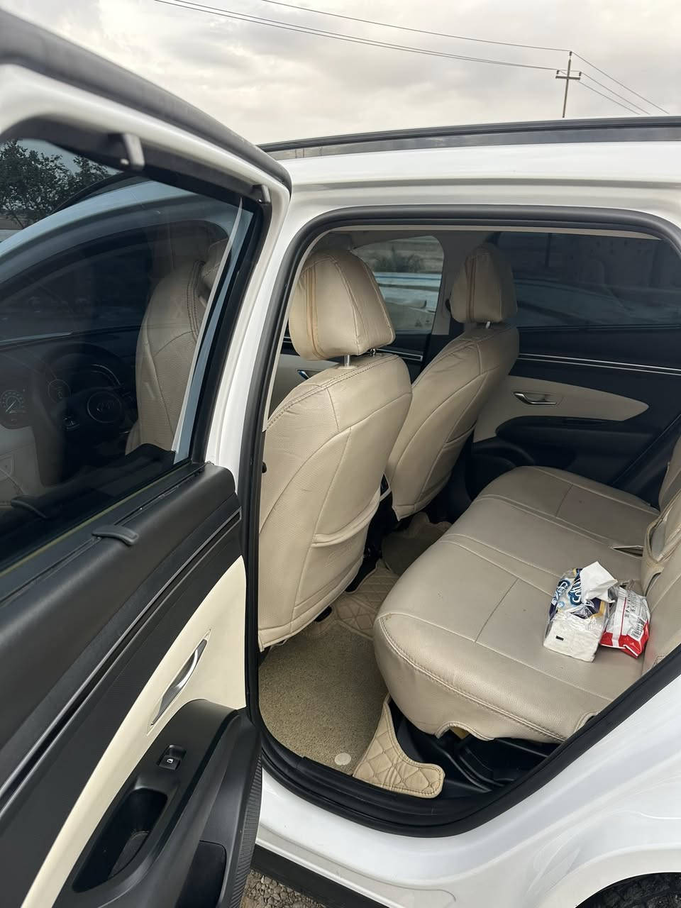 توسان 2024 خليجي بانوراما
ماشيه 69 الف السياره اخت الزيرو 

بدون اي ضربه او اي بارد مكفوله فقط رواجز

مكاني ديالى سياره باسمي رقم اربيل 

***********

سعرها 230
