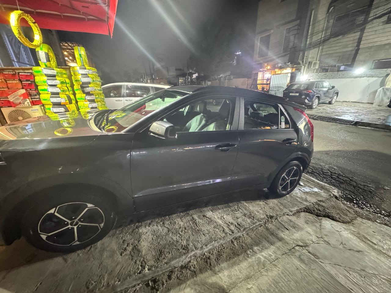 سلام عليكم :سياره كيا نيرو
(هايبرد )موديل 24فول موصفات ماعده الفتحه حادثهه خفيفي بيهه صبغ قطعتين فقط 
مستوردتهه على ايدي مكانهه منصور السعر 164بيهه مجال قليل للتصال :*********** ‬

متواجد على الخط للتصال فقط وتساب الخط بي محرك ال1600
لاشاصي ولا لغد جمالغ المامي 
جاملغ الخلفي فقط 

صور السونار موجوده وياصورهه سياره ابسمي 
جاهزه من كلشي سياره ونظفه معنا كلام
