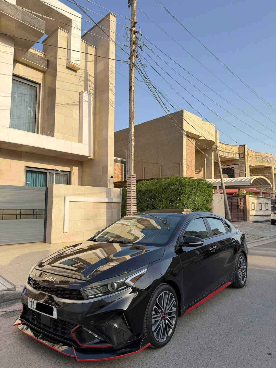 كيا فورتي جيتي GT
موديل 2022
فول موصفات 1/1 
محاجه اذكرهن مبينات كله مزوعه موصفات
وارد امريكي 
حادث ربع بنيد وربع جاملغ وربع جاملغ خلفي عل كدهن بدون دواخل لغد شاصي كفاله
ماشيه 49 
مكان سياره بغداد السيديه 
سعر 157
***********
