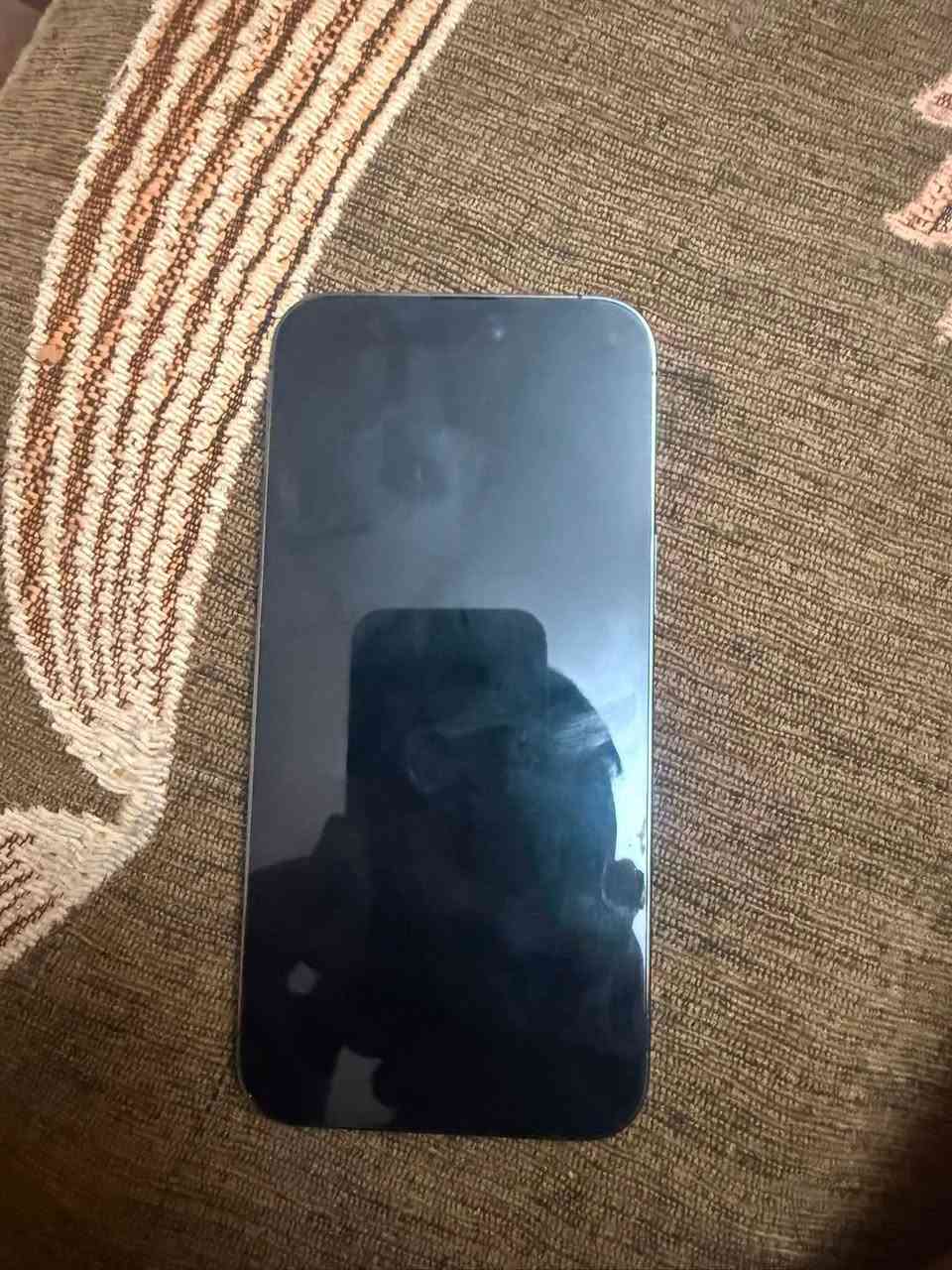 ذاكره 256 بطاريه ٩٤ ايفون 14 برو ماكس  عنوان بغداد السيديه رقم *********** مليون  وخمسين  كلشي ما ابدل بي
