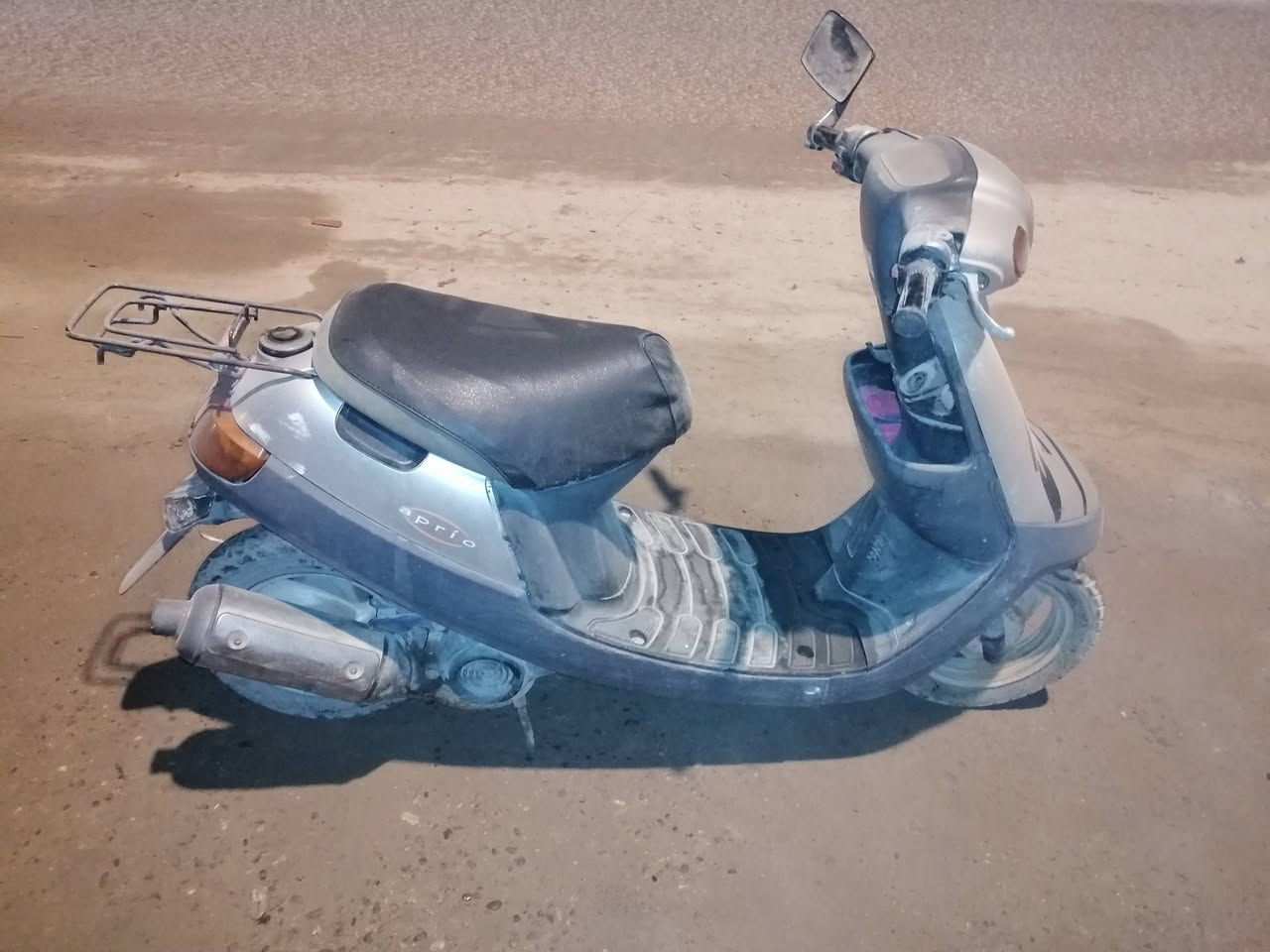 دراجه ياماها كلها بلاديه برغي مامفتوحه شرط هندر سلف شغال وتعال افحص وين ميعجبك أريدها ٢٥٠ الف عنواني نجف بالكوفه رقمي ***********
