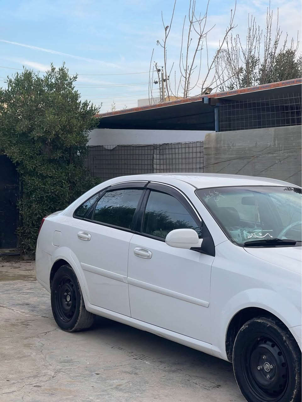 ئۆپترا مۆدیل٢٠١١گێڕ عادی ١٨٨هەزار ڕۆیشتیە هیچی نیە بەس بستەک دۆسەی لای سەکنی سبوغە بێ تەعدیل بەس هەندەک تەزرەی هەیە  گێڕو مەکینەو تەقەو ڕەقەی بەشەرت ڕەقەم و سەنەوی تا ٢٠٢٨نوێیە هەزەشی نوێیە
شوێن هەولێر أربيل, العراق


**إذا كنت صاحب هذا الإعلان وتريد حذفه لأي سبب، رجاءا أرسل رسالة إلى الدعم الفني**