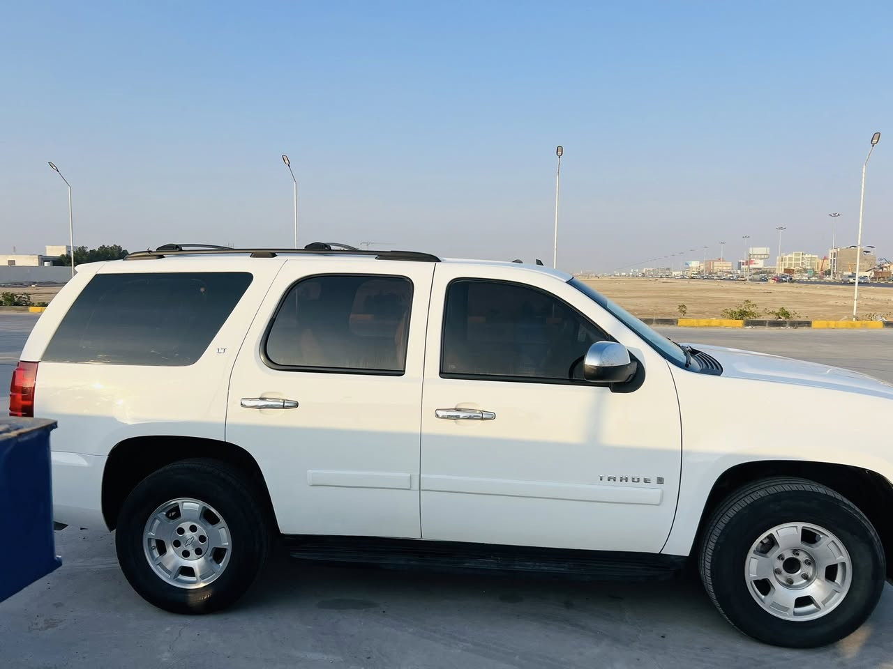 السلام عليكم احبتي الكرام تاهو موديل 2007 رقم اربيل الجديد تريد تحويل تريد وكاله حاضر.  السيارة. جاهزة محرك جديد كير جديد حداديه جديده.  دواخل دوشمه مرتبه دشبول مرتب. تبريد. ثلج. كله شرط الفحص. السيارة كندي داخله كلين  ڝــ.ـاڔ بيها مكانات صبغ ابيع صبغ حزام.  يعني ماكفل لافتح ولا صبغ.    ترايك لشمال شرط  اي نقص ماكو. السعر. 159 $. ملاحظه  مكلف بنشر  الشراي 
يتصل   ‭0772 428 8882
