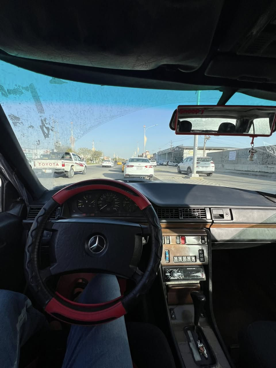 سلام عليكم مارسدس دب 86 محدث93
رقم بغداد دولي مميز بسمي رقم وهزه وسنويه كله جديد
محرك كير بطه3000
حجم السياره 300E
قماره وتكم كفاله من ضربه او ضرر
سياره حلوه ونضيفه فقط الكير مالها بي ضعف.  وتعال وشوف بعينك خير من الله. 
رقمي***********
سعرها مناسب
