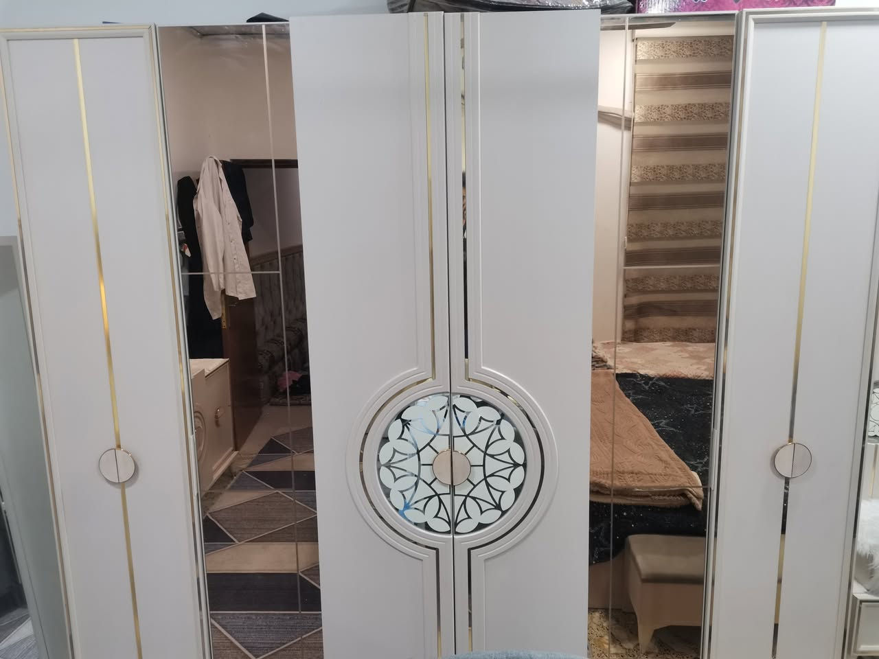 غرفة نوم بعده جديده للبيع

ماخذه قبل سنه بمليون و٨٠٠ الف

سعره مليون و٢٥٠ الف وبيه شويه مجال

العنوان الحولي
*********** النجف, العراق
