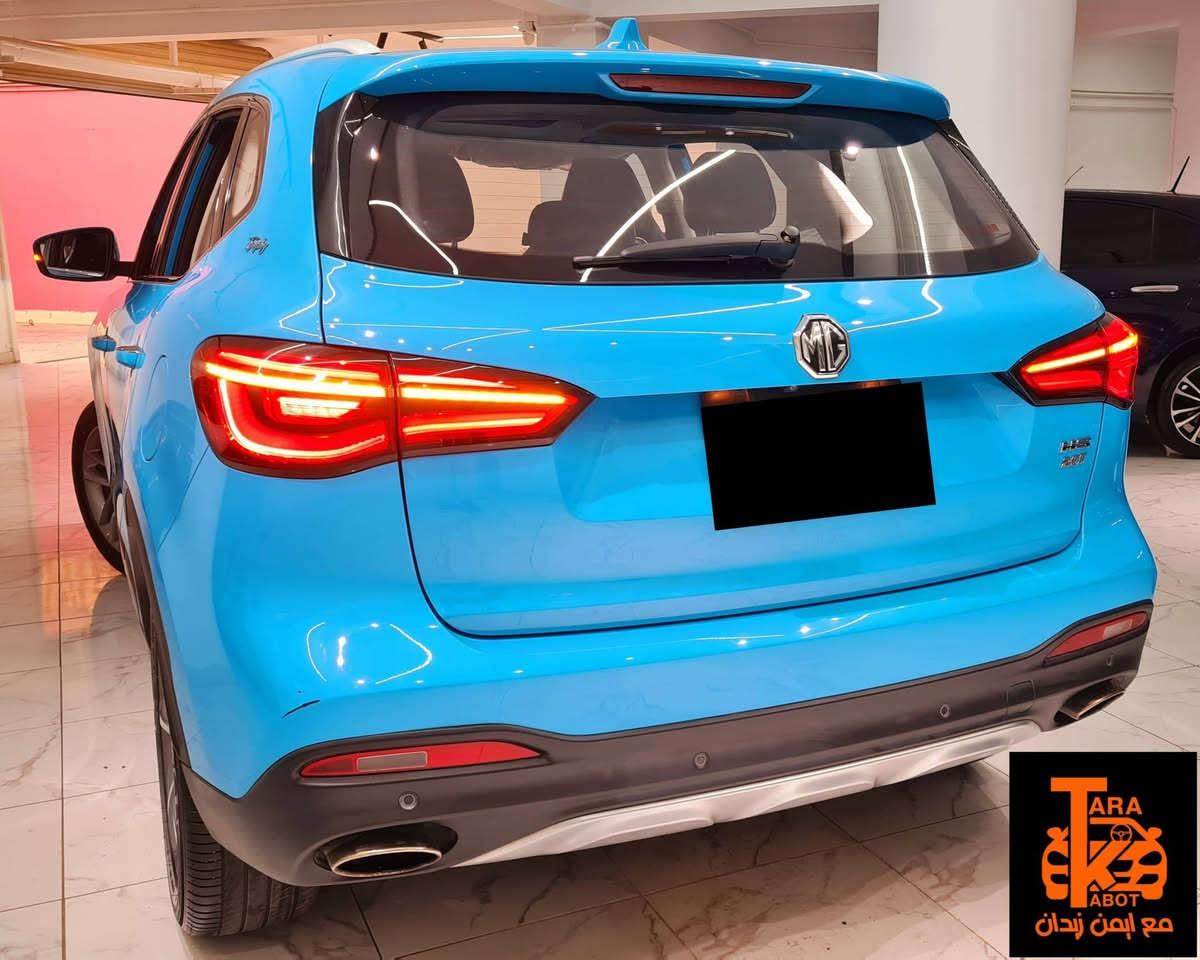 ام جي MG HS Luxury Trofy //
 موديل 2023 //
           💥💥 بحالة الزيرو 💥💥                 
 🔵 5 Seats 🔵 بضمان الوكيل 🔴
⚫️ أعلى فئة تربو 👌   
     
🔴 All Fabric ✅️👌 // Baby Blue 🔵
ماتور 1,500 سي سي// تربوووو 🕶️
بفتيس اوتوماتيك DCT WET ا 7 سرعات - 
 يولدان 170 حصان
 وعزم دوران قدره 250 نيوتن / متر 🔵👌

♠️ عداد 27 الف كيلو متر فقط 👌
صيانات منتظمة بالكامل👌

🔴 فابريكا بالكامل حرفيآ👍
🔵 بدون أي حكات أو خرابيش نهائيآ 👌

🔴السيارة لا تحتاج إلى أي مصاريف نهائيآ...
(بدون اي ملاحظات ماتور ✅️ عفشة ✅️ فتيس ✅️
((بحالة الزيرو))
⭕️حالة الصالون ✅️ممتاز  // ⭕️ الفرش الداخلي ✅️بحالة الزيرو
⭕️حالة الطابلوه ✅️بحالة الزيرو
⭕️ النظافة العامة للسيارة ✅️بحالة الزيرو

🔵زجاج جانبي وخلفي ملون👌
💳 رخصة سنة 👌
🔵 المعاينة // التجمع الأول - القاهرة 🔴👌


**إذا كنت صاحب هذا الإعلان وتريد حذفه لأي سبب، رجاءا أرسل رسالة إلى الدعم الفني**