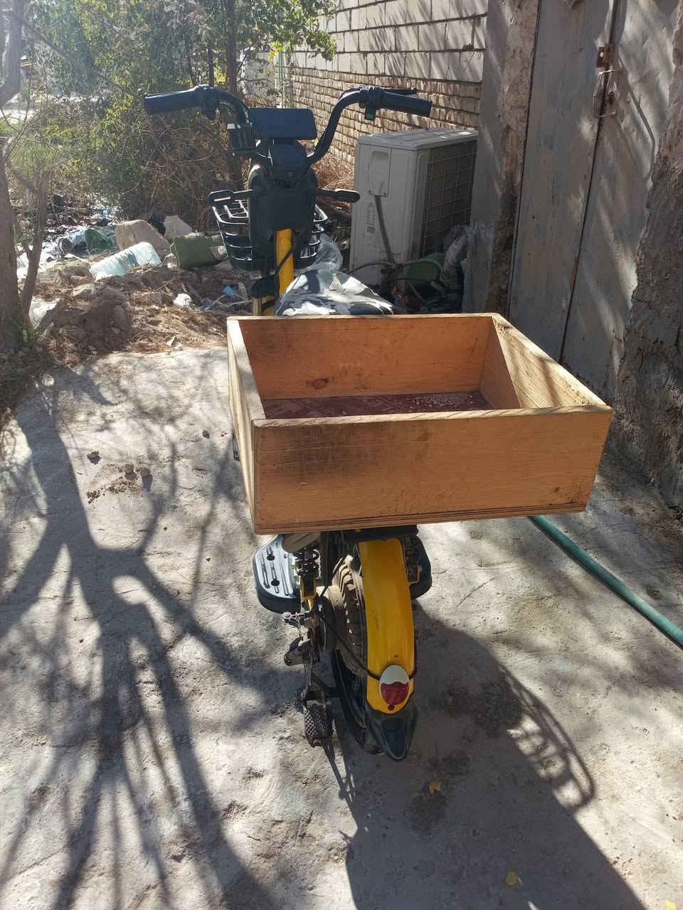 سلام عليكم دراجه شحن بطاريه جديده مكاني شاميه شرط نضافه سعر 350لف رقم ‏‪***********‬‏
