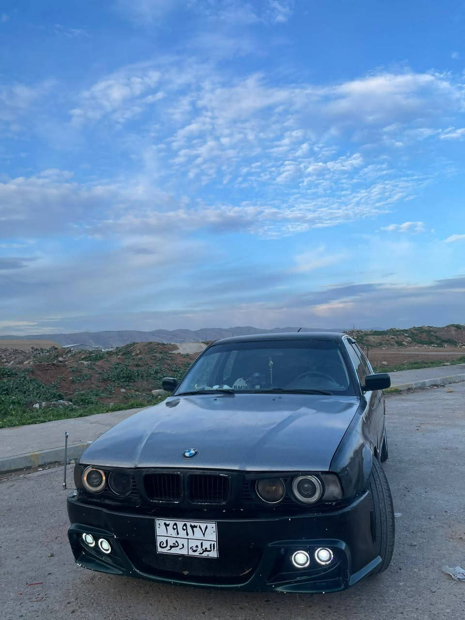 BMW..1990.. حجم 535
سياره جاهزه كلشي كير محرك تبريد تدفئه كهربائيات تهم جديد دبلات 
سعر السياره 50 ورقة مجال عليها غرامات 8 ورقات ... الرقم ***********
***********
