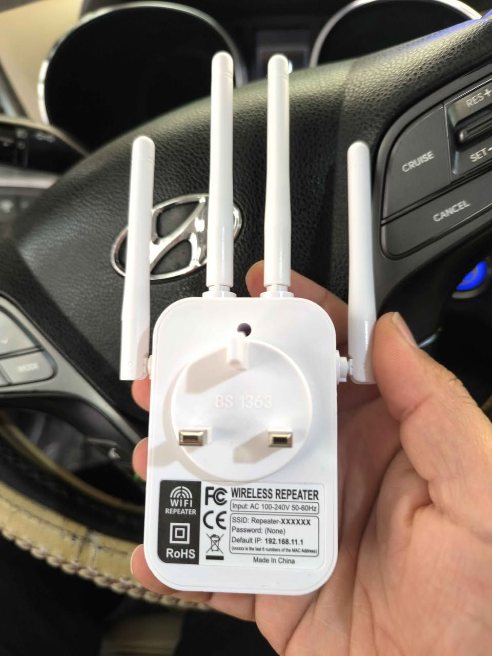 📶 WiFi Repeater

وایفایەکەت لاوازە؟
سیگناڵی وایفای زیاد بکە لە ماڵ یان ئۆفیس.

✅ 4 ئەنتینا
✅ زیادکردنی مەودای وایفای
✅ 2 پۆرت LAN
✅ نصب زۆر ئاسان

💰 نرخ: 12$
🚚 گەیاندن هەیە

📩 بۆ داواکردن پەیام بنێرە أربيل, العراق


**إذا كنت صاحب هذا الإعلان وتريد حذفه لأي سبب، رجاءا أرسل رسالة إلى الدعم الفني**