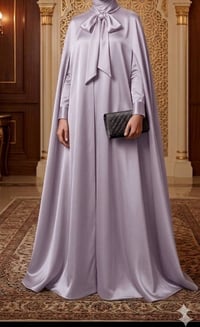 عباية فخمة • قطعتين بكاب • كريب حرير