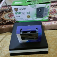 Ps4 pro للبيع كامل ملحقات  وياه جوستك واحد و 850 ups الجهاز نظافته  95...