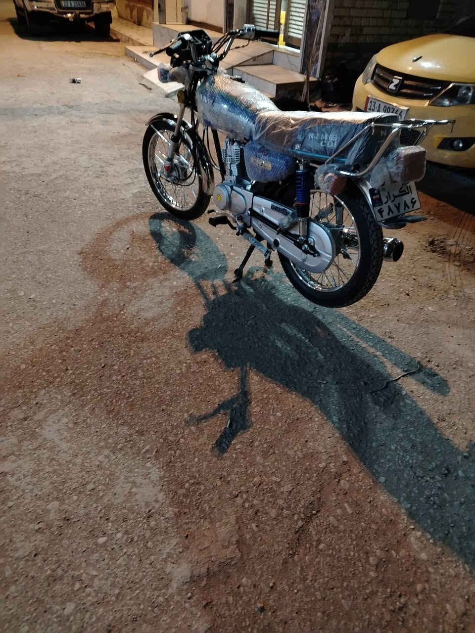 سلام عليكم دراجه إيراني لبيع متياز باب اول دراجه كفاله عامه اول تبديله دهن صارله 15يوم طالعه من الوكيل دراجه كفاله عامه تجي وتشوف بعينك السعر 950وبيه مجال الاتصال ***********
