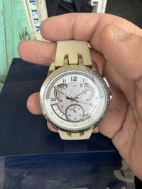 ساعات اصلية • صور بالخاص • بغداد