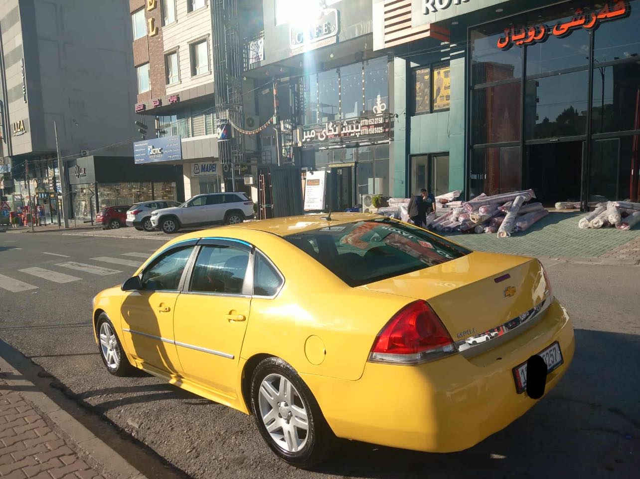 السلام عليكم شوفرليت امبالا 2010 السياره جاهزه عله آخر حبايه مكينه كير حداديه تبريد تدفئه كله بشرط سياره حادثها يم قبق البانزين فقط الباقي كلين سياره بلاديه داخل ابيضّ ويل 18 ويا تخم تاير صالي 10 أيام من شادهن سياره عليها ادامه كامله رقم نينوى دولي السعر 72 وبيها مجال أو مراوس بخصوصي 
مكاني واسط صويره ***********
