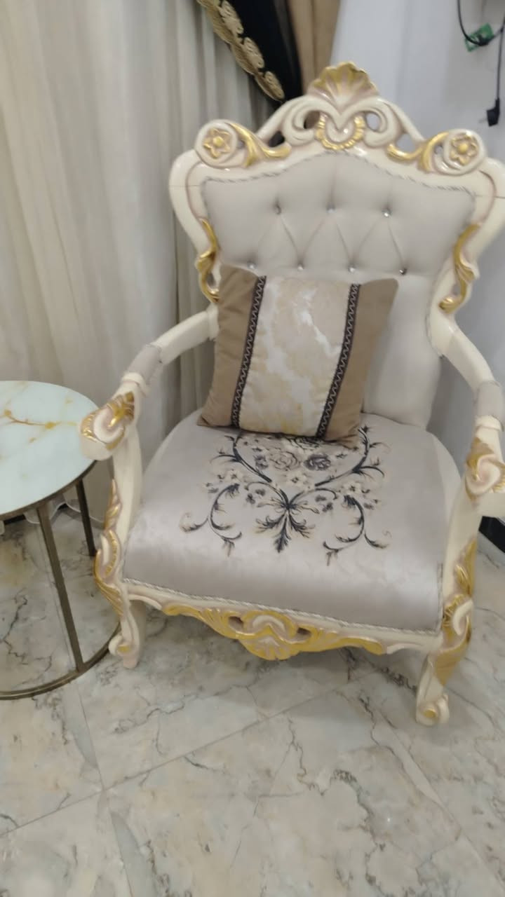 تخم زان 10,مقاعد لبيع العنوان البياع العندا تخم زان لبيع يدزلي خاص


**إذا كنت صاحب هذا الإعلان وتريد حذفه لأي سبب، رجاءا أرسل رسالة إلى الدعم الفني**