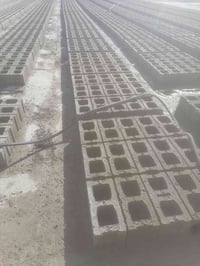 لدينا بلوك اسعار مناسبه رقم الاول 07506307736 والرقم الثاني 0788627070...