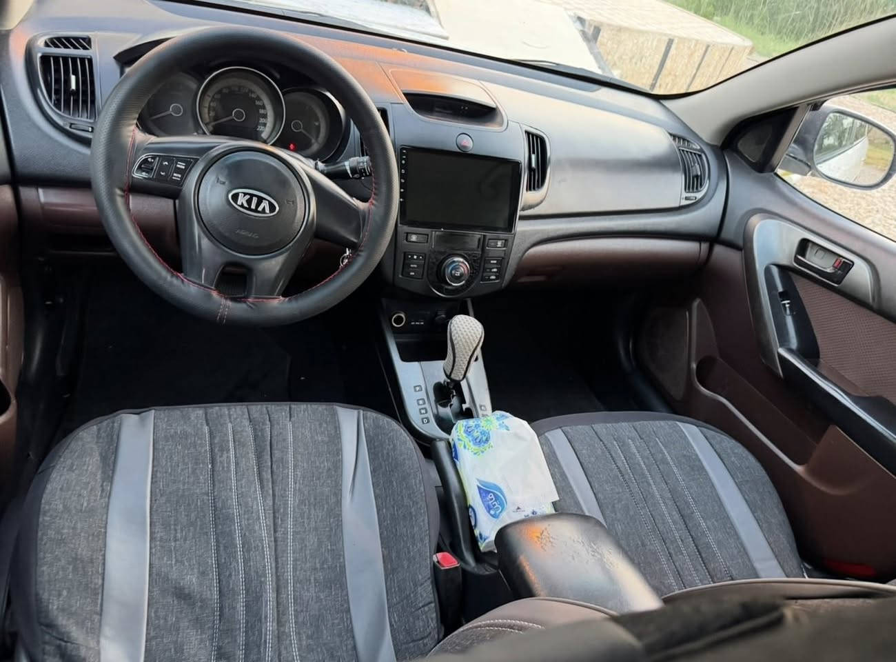 السلام عليكم للبيع السعر68
سيراتو موديل 2011
رقم اربيل ورثه بيه قاصر 
 السيارة مكفوله من الصبغ فقط جاملغ امامي بي بارد سياره جاهزه من كلشي 
العنوان واسط الزبيديه
‭0782 500 4906‬
