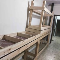 ميز عدد 3 ورف كبير 1للبيع و ميزان 15 كيلو نظيف للبيع الاتصال ع 0780823...