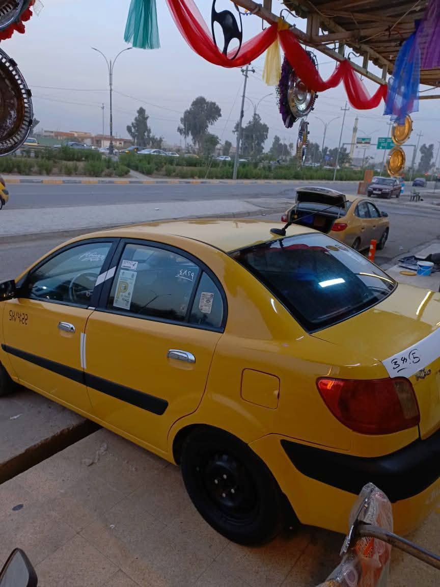 سلام عليكم                مكاني موصل ايسر 
كيا ريو 2009
وارد امريكي ليبل واحد   داخل برايد 
حادث هلال الخلفي 
تبريد تدفئة 
رقم بغداد بسمي مشروع وطني 
رقم دولي 
سنوية ل 28 
كير محرك شرط 
سعر 85 
جوا ل 80 لاتخابر وتكظي سوالف والتفاصيل مكتوبه 
***********
***********
