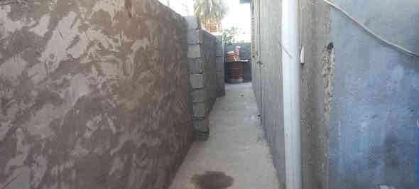 اسلام عليكم لبيع بيت  طابو زراعي صرف قرار محكمه تحويل ثاني يوم المساحه الكليه/ 250 متر /  17ونص واجهيه نزال 14 يحتوي البيت غرفتين نوم اربع امتار كل غرفه صاله 7×3ونص حمام 3×2 خطار 6×5 مطبخ 4×4
جسر دياله التويثه ***********واتساب
