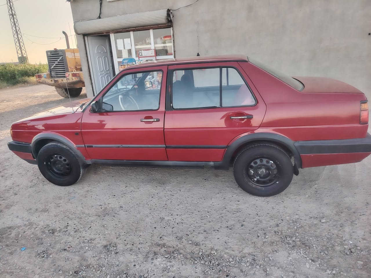جيته للبيع مشروع وطني بيه كوبن بانزين موديل 1991السعر 30المكان كركوك ***********
