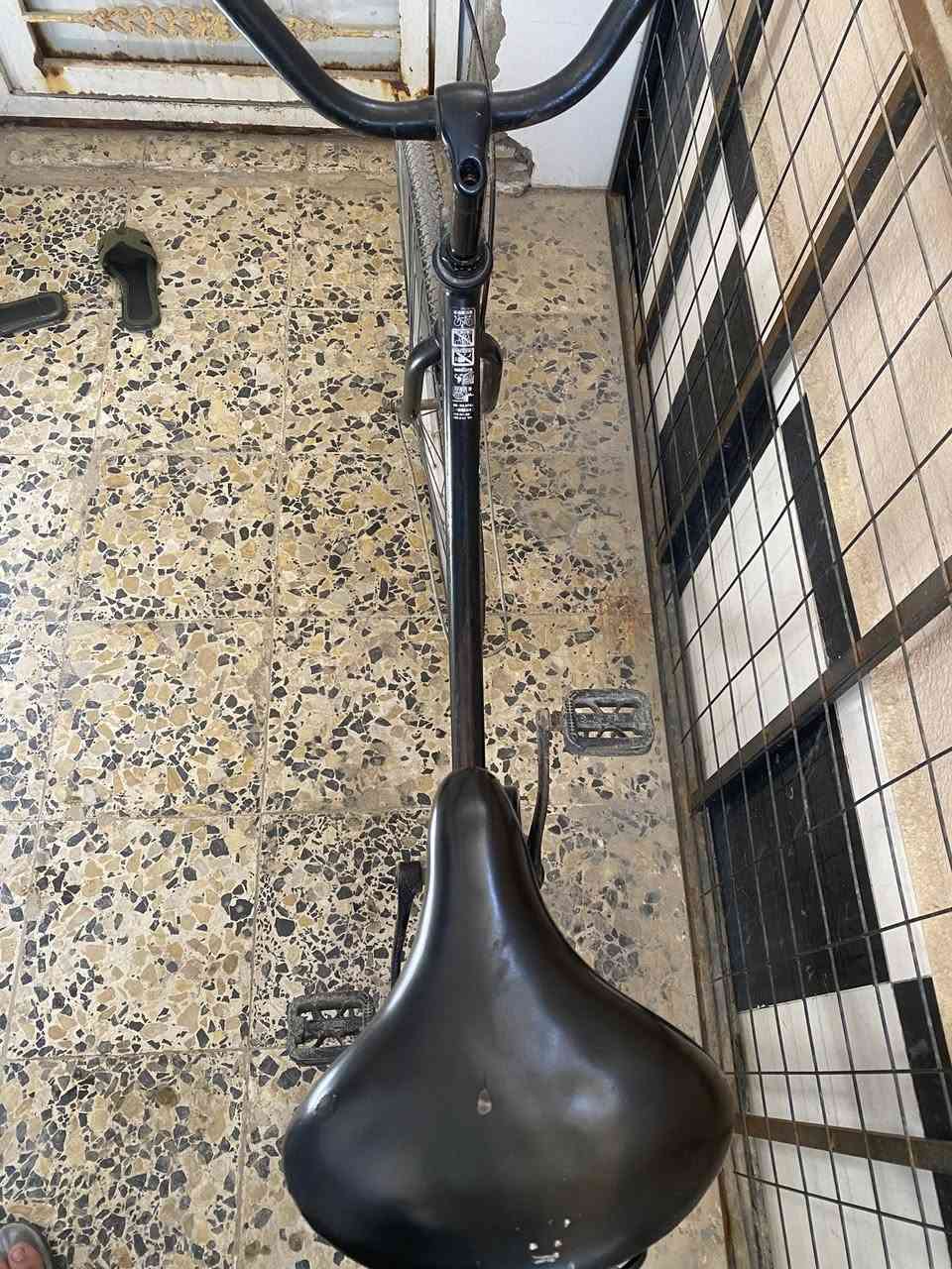 سلام عليكم بايسكل للبيع حجم 26نضافته 80/ بايسكل خير من الله توني شادله تايرات مابي اي نقص السعر خاص 
***********
