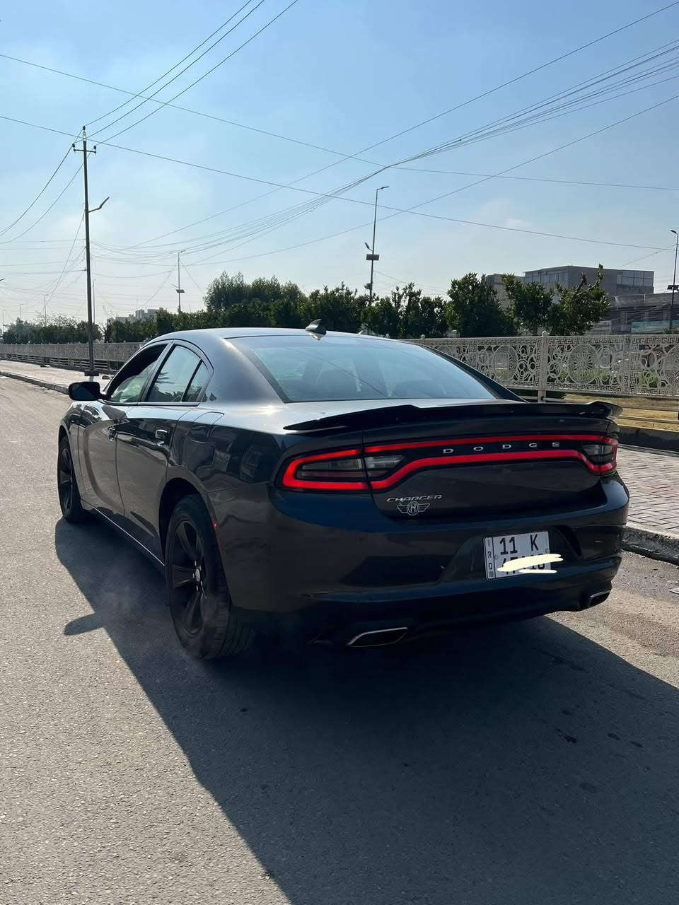 السلام عليكم جارجر للبيع مديل 16 اصل رقم بغداد باسمي حره  سيارة مكفوله من الحادث وضربه وصبغ داخله كلين من امريكا السيارة على وضع شركه بس عندي شخوط صارت باب العبري صدر السعر 189 وبيه مجال قليل 
المكان ذي قار مركز  وهاذ رقمي ***********
