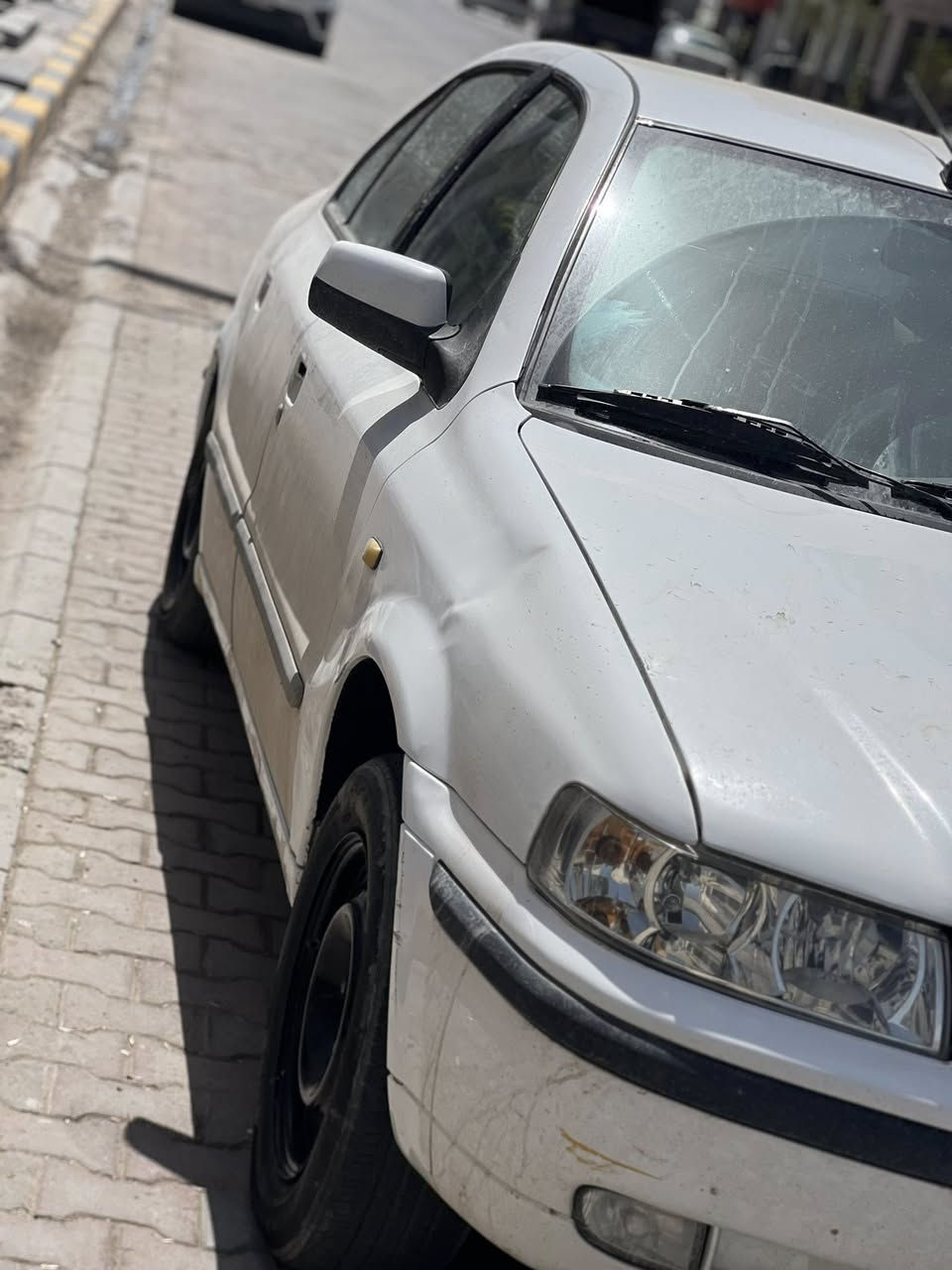 سلام عليكم سمند 2012للبيع سياره مكينه وكير كفاله بس بيه نص حزام صبغ جماليه  سياره رقم نكليزي سنويه لل28 سياره ابسمي مكان نجف سعره 35اوبيه مجال *********** بي واتساب
