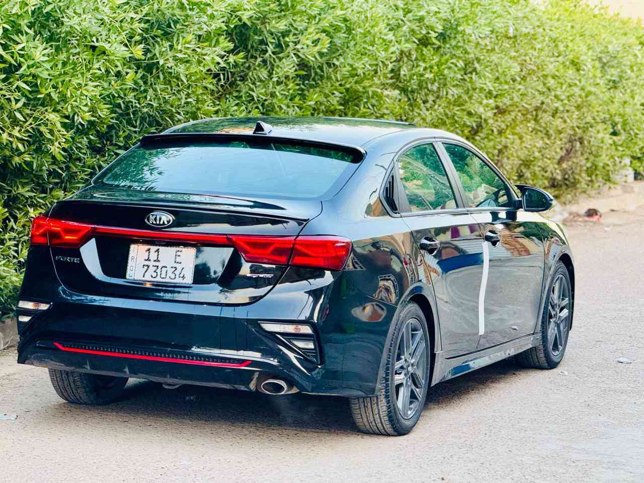 السلام عليكم ؟ بيع مستعجل 

فورتي جيتي لاين Forte GT Line 2021
ب اسمي 

السعر : 123 $ وبيه مجاااال 

اتصال :  ***********

سياره حادثه جاملغ والبنيد ؟ سونر مرفوق 

كير مكينه كفاله 

فول مواصفات 1/1 للاخير 

بصمة + بصمة ابواب
تشغيل عن بعد 
فتحة سقف سلايت روف 
ستيرن سبورت D ومختوم Gt line 
كشنات حظن + مختمة Gt line
كشنات جلد + مخمل البلاديات 
كشن السائق كهرباء ⚡️ 
فول تحكمات ستيرن
رادار امامي +رادرات جانبية 
تحديد مسار + نقاط عمياء 
توقف ذاتي عند الاقتراب
شاشة كبيرة + كاميرا خلفية دوارة
ويل كب سبورت البلادي مال Gt line 
‏LED داخل اللايت بلادي
اشاير بالمري
مود درايف ( نورمال - سبورت - سمارت )
حادثه السيارة بنيد + جاملغ فقط
كما موضح بالسونار 

بغداد
