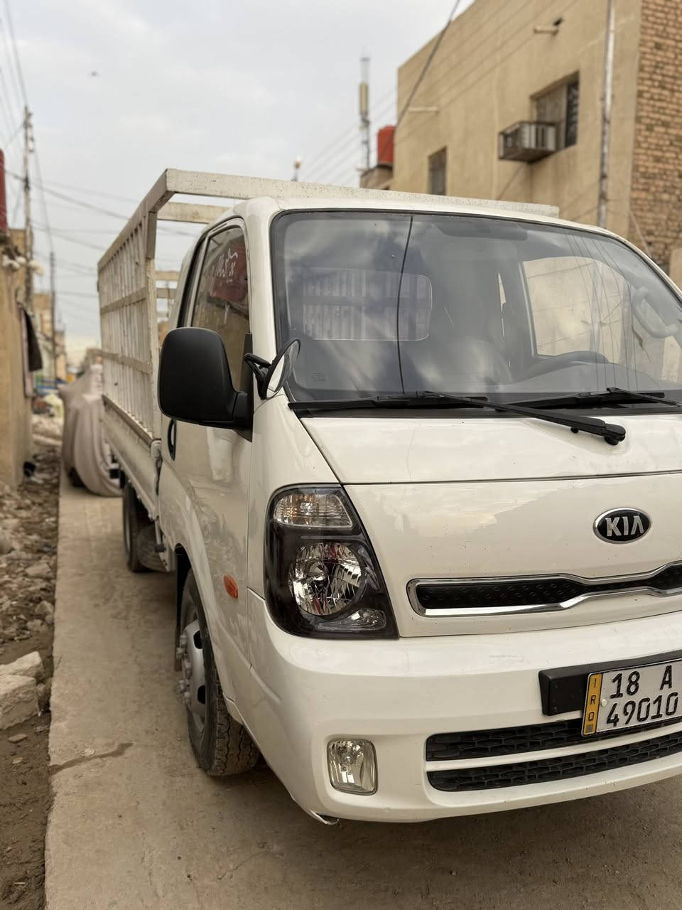 اعتذر عن المراوس فقط بيع اقره تفاصيل وخابرني ع سعر
فحل 2019 رقم بابل انكليزي سنويه الى 2029
محرك 4000مفتوح شاصي مكفول محرك مكفول حداديه صدر تحويره 14 تانكي 120 تبريد ثلج
ملاحظه:سياره مبدل قماره اثر ضربه بلتكمه شاصي مكفول 
قماره مرسمه مروريا شعار كمركي بلشاصي والقماره ومثبت بلسنويه
سياره جاهزه للعمل 
مكان حله : مركز المدينه
السعر 114وبي مجال بسيط كلش
***********
